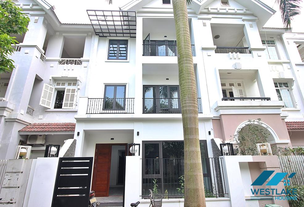 A wonderful, modern house in semi-furnished condition for rent in T Block, Ciputra