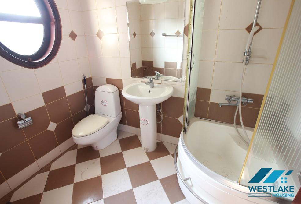 Cho thuê nhà rộng rãi tại Ciputra – Khu C, Tây Hồ, Hà Nội