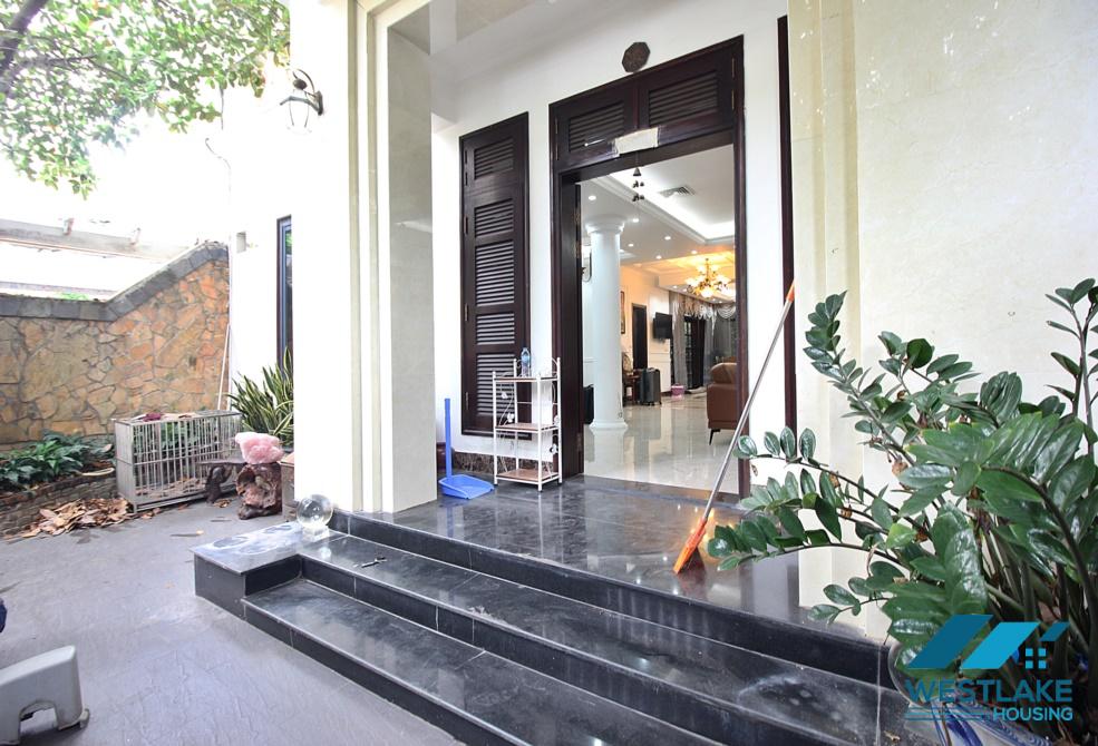 Cho thuê nhà gia đình tại Khu đô thị Ciputra, Hà Nội