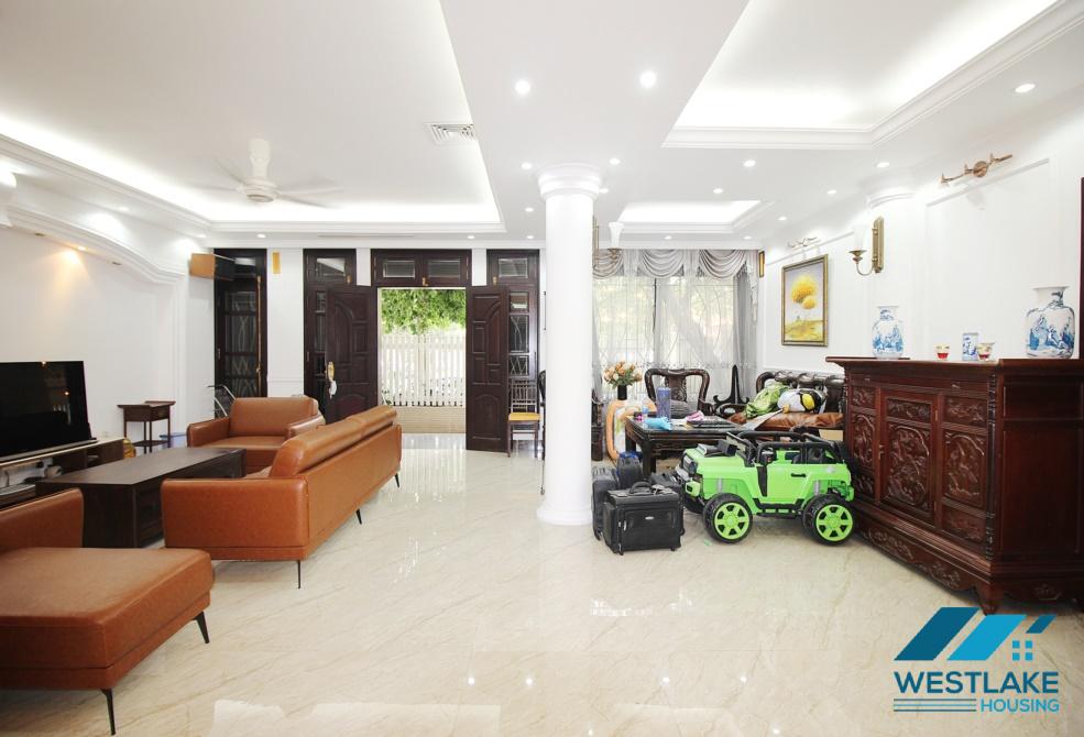 Cho thuê nhà gia đình tại Khu đô thị Ciputra, Hà Nội