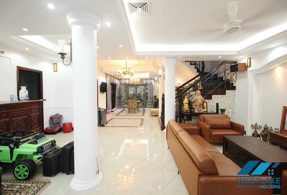 Cho thuê nhà gia đình tại Khu đô thị Ciputra, Hà Nội