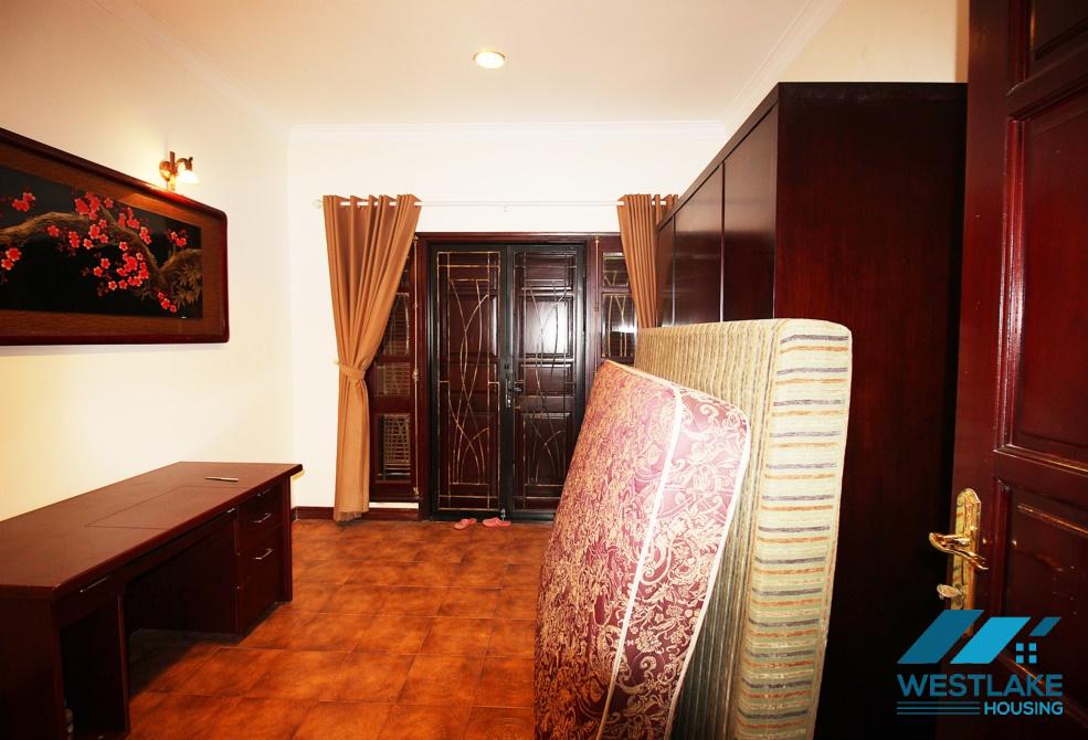 Cho thuê nhà gia đình tại Khu đô thị Ciputra, Hà Nội