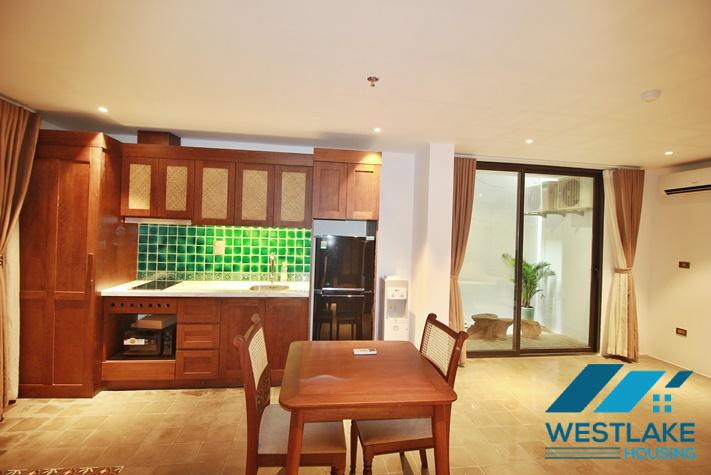 Cho Thuê Căn Hộ Một Phòng Ngủ Có Sân Nhỏ Riêng Ở Tầng Trệt Tại Tô Ngọc Vân Tây Hồ, Hà Nội