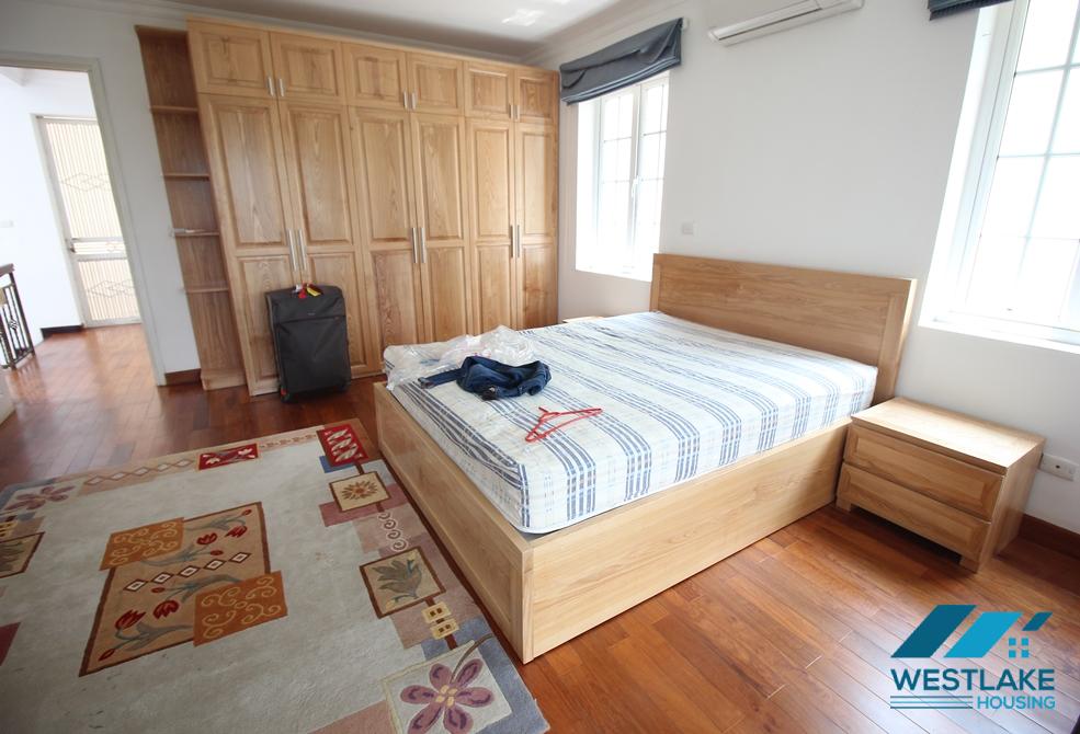 Well finished house with front and back yard for rent in Ciputra Well finished house with front and back yard for rent in Ciputra