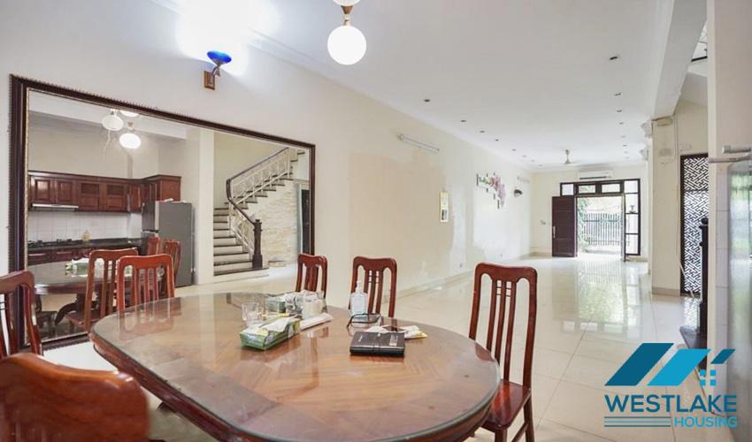 Cho thuê biệt thự gần UNIS – Ciputra, Tây Hồ