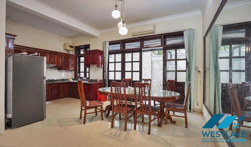 Cho thuê biệt thự gần UNIS – Ciputra, Tây Hồ