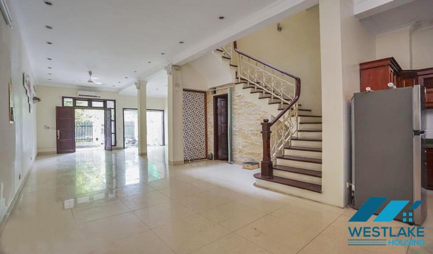 Cho thuê biệt thự gần UNIS – Ciputra, Tây Hồ