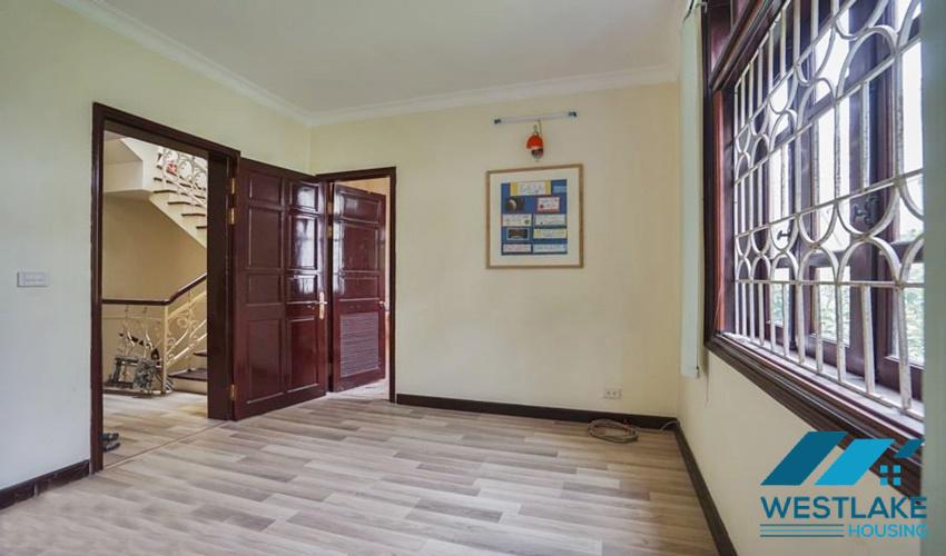 Cho thuê biệt thự gần UNIS – Ciputra, Tây Hồ