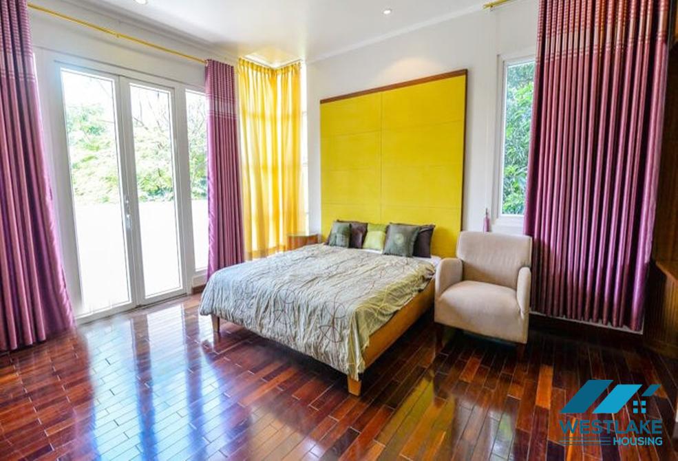 A luxurily gorgeous villa with private swimming pool for rent in Ciputra, Tay Ho, Ha Noi