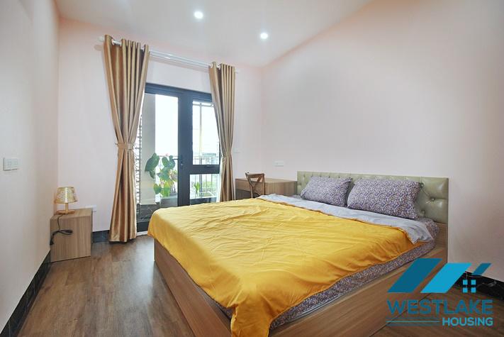 Cho Thuê Căn Hộ 2 Phòng Ngủ Mơi Đẹp, Hiện Đại, Ban Công Rộng Thoáng Tại Yên Phụ Tây Hồ, Hà Nội