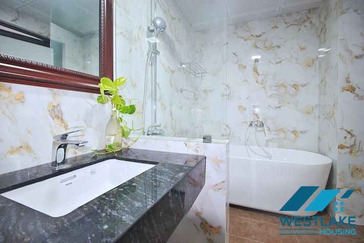 Cho Thuê Căn Hộ 2 Phòng Ngủ Mơi Đẹp, Hiện Đại, Ban Công Rộng Thoáng Tại Yên Phụ Tây Hồ, Hà Nội