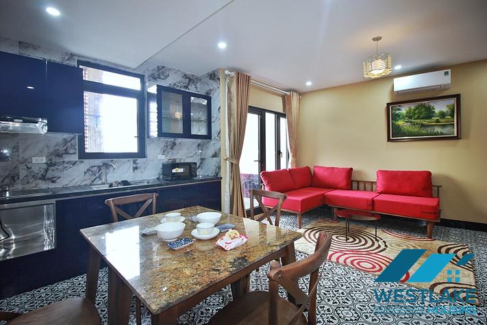 Cho Thuê Căn Hộ 2 Phòng Ngủ Mơi Đẹp, Hiện Đại, Ban Công Rộng Thoáng Tại Yên Phụ Tây Hồ, Hà Nội