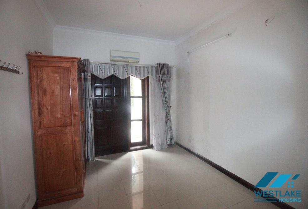 Cho thuê nhà đẹp, đầy đủ nội thất tại Ciputra – Tây Hồ, Hà Nội