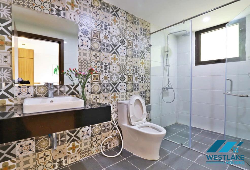 A nice 2 bedroom apartment in quiet area in Tay Ho for rent