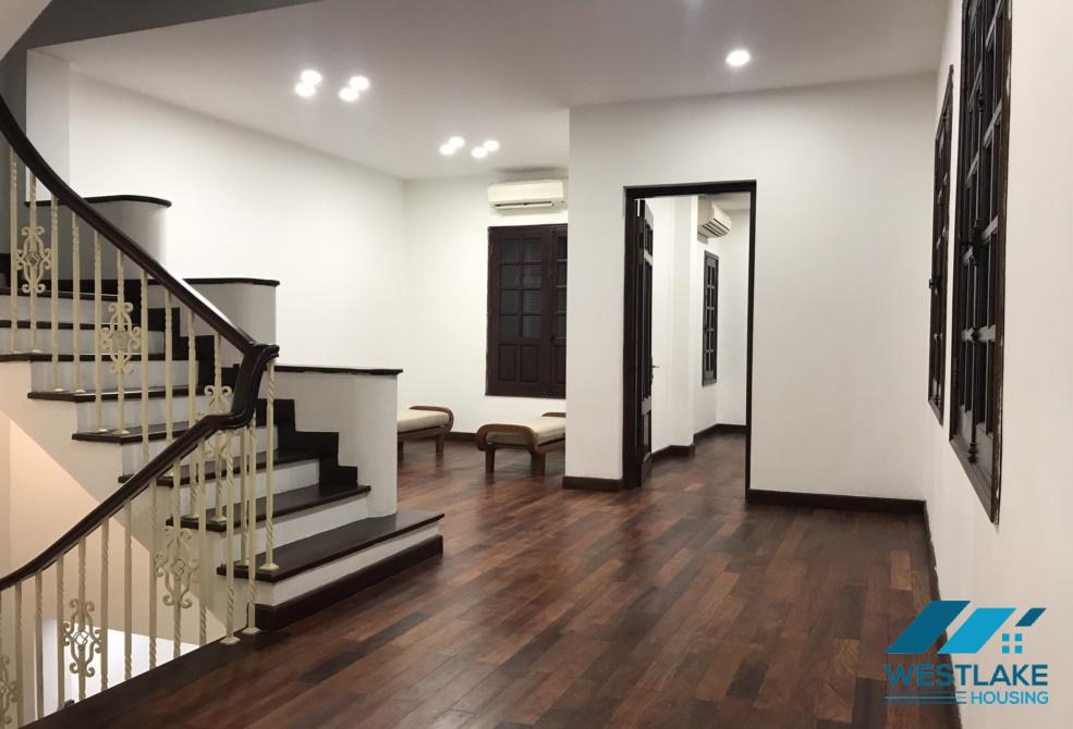 Cho thuê biệt thự tại Ciputra – Tây Hồ, Hà Nội.