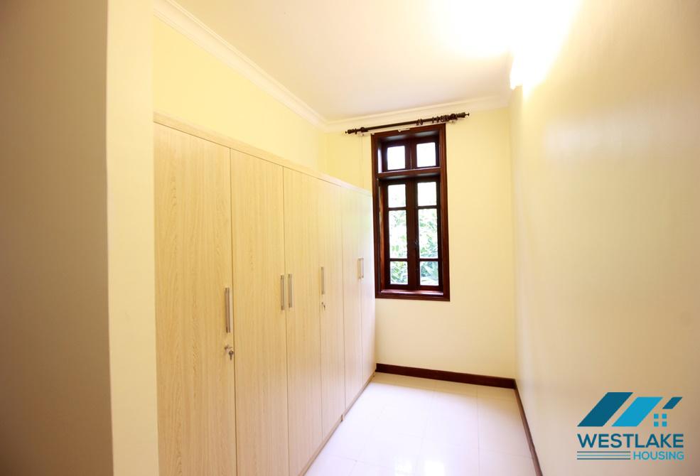 Cho thuê nhà nguyên căn đầy đủ nội thất tại Ciputra – Tây Hồ, Hà Nội