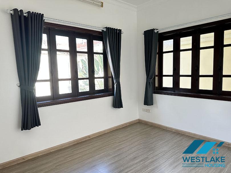 Cho thuê biệt thự rộng tại Khu C – Ciputra, Tây Hồ