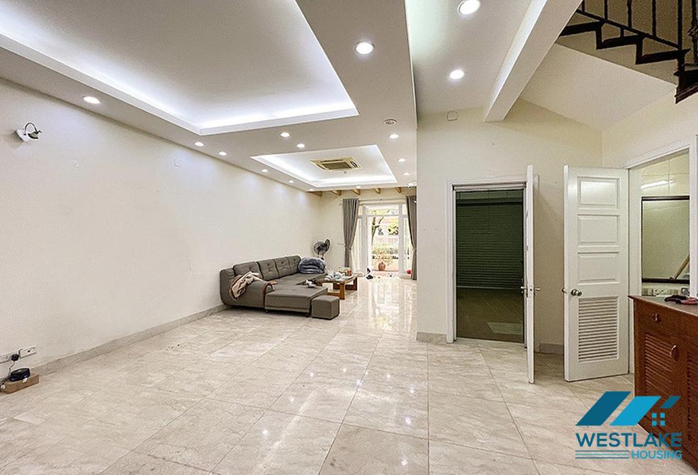 4 bedrooms villa for rent in T block, Ciputra, Tay Ho, Ha Noi