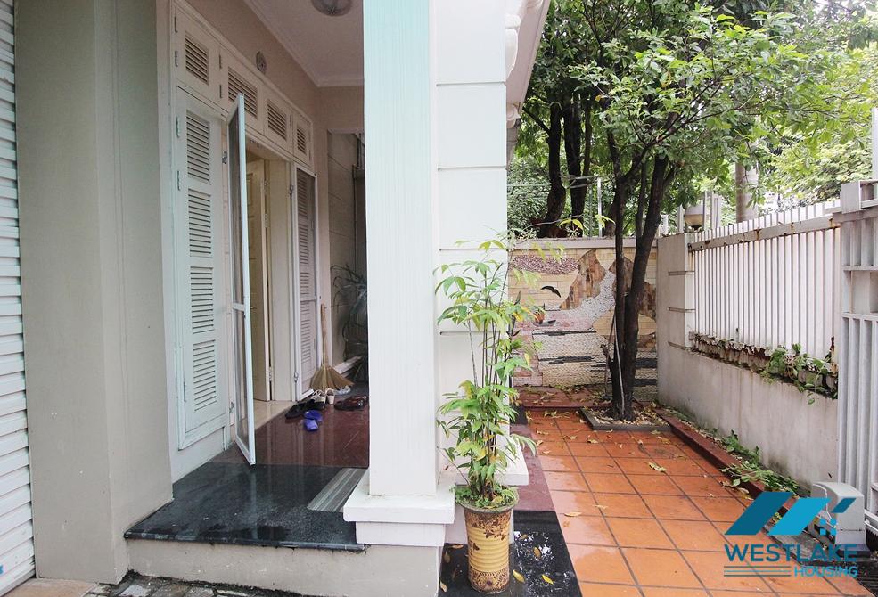 4 bedrooms villa for rent in T block, Ciputra, Tay Ho, Ha Noi