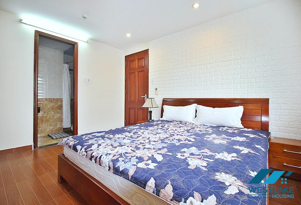 Spacious 04 bedrooms apartment on Xuan Dieu street for rent in Tay Ho, Ha Noi