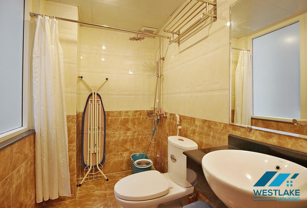 Spacious 04 bedrooms apartment on Xuan Dieu street for rent in Tay Ho, Ha Noi