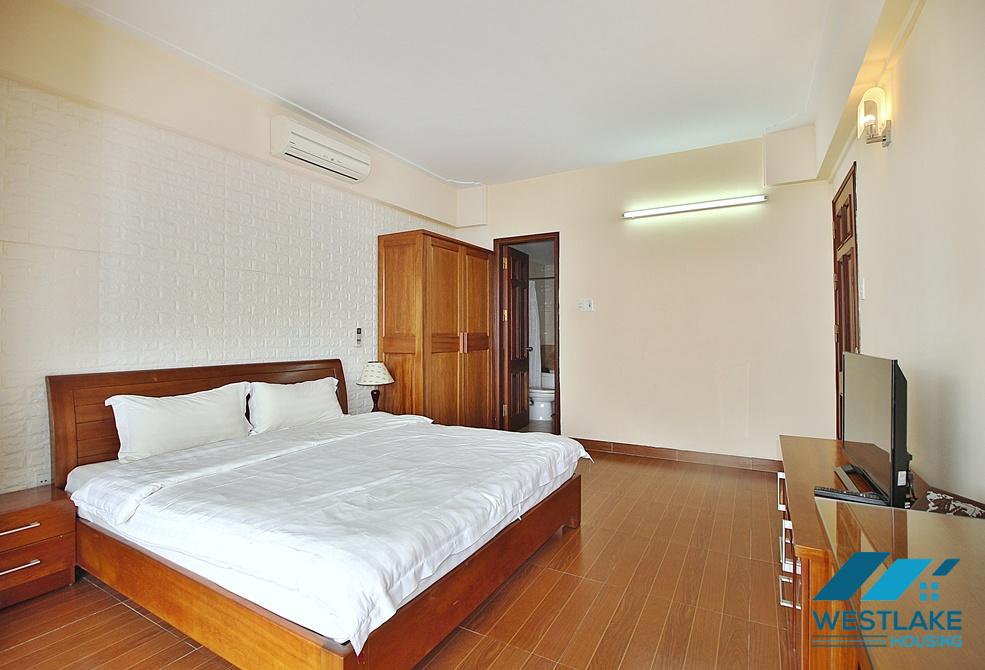 Spacious 04 bedrooms apartment on Xuan Dieu street for rent in Tay Ho, Ha Noi