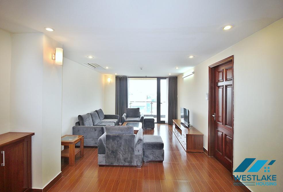 Spacious 04 bedrooms apartment on Xuan Dieu street for rent in Tay Ho, Ha Noi