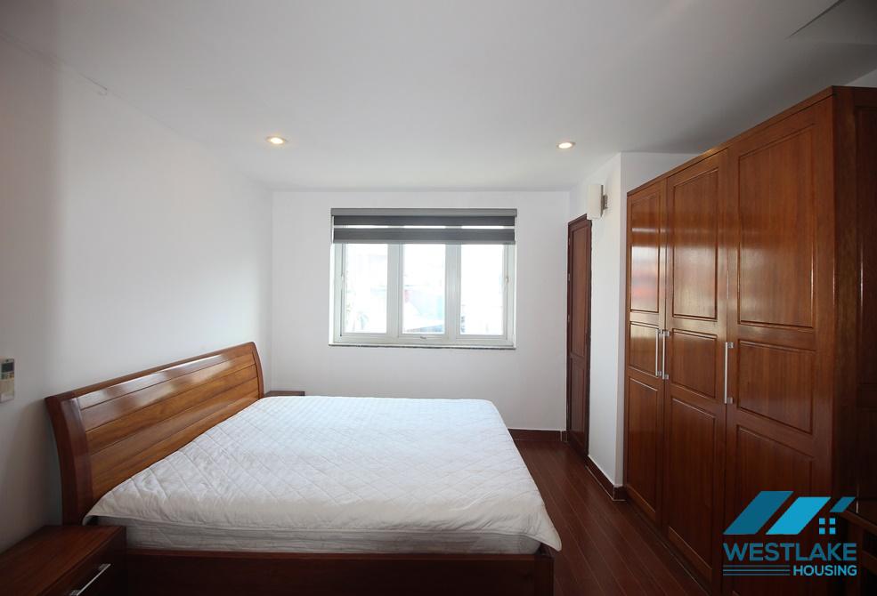 Large size 04 bedroom apartment for rent in Tay Ho, Ha Noi