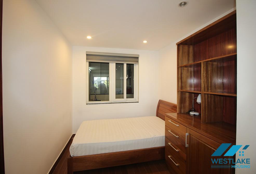 Large size 04 bedroom apartment for rent in Tay Ho, Ha Noi