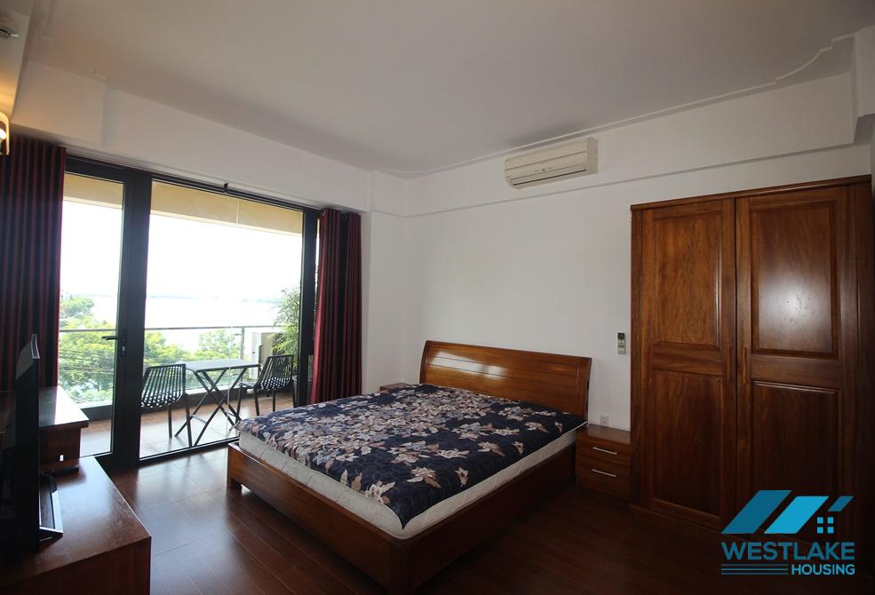 Large size 04 bedroom apartment for rent in Tay Ho, Ha Noi