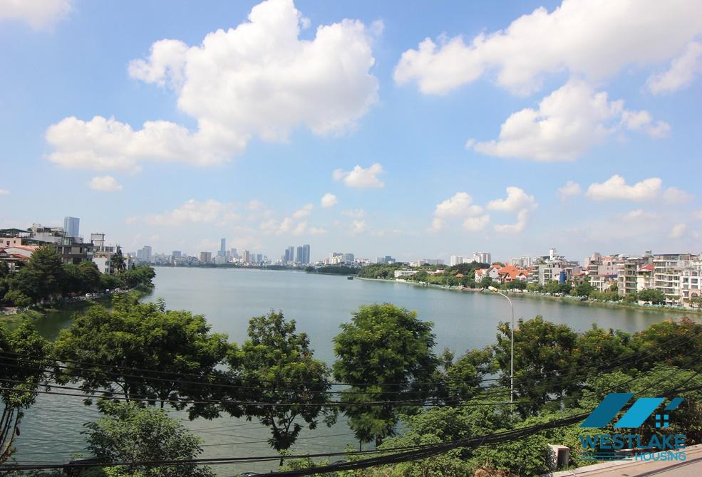 Large size 04 bedroom apartment for rent in Tay Ho, Ha Noi
