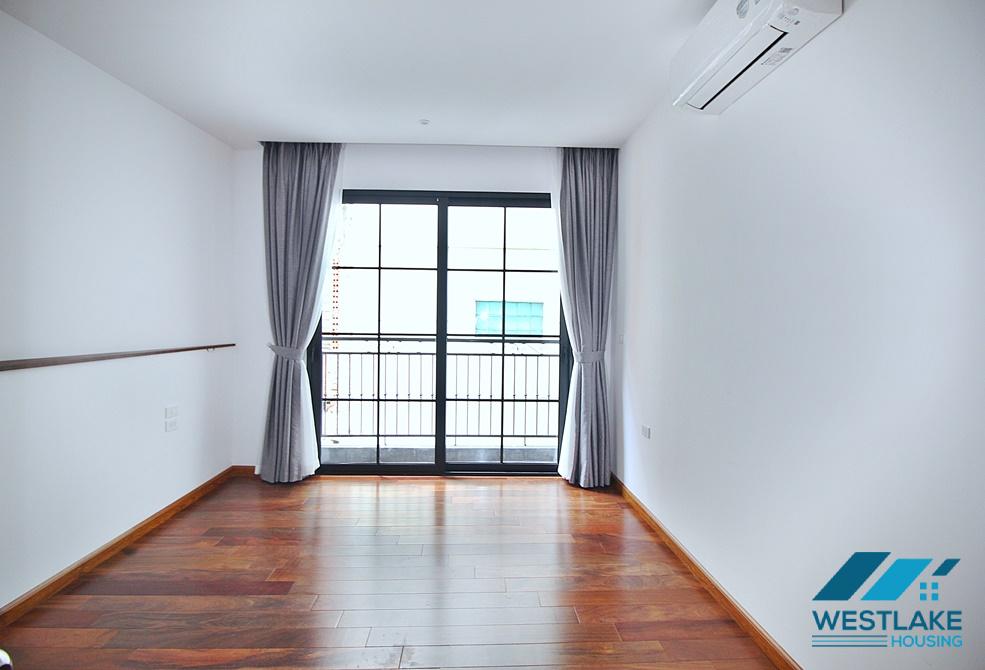 A newly 4 bedroom duplex apartment for rent in Tay Ho, Ha Noi
