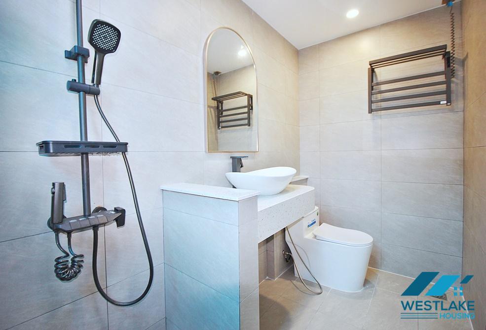 Beautiful and Modern One-Bedroom Apartment for Rent on Vu Mien Street, Tay Ho Ward, Hanoi
