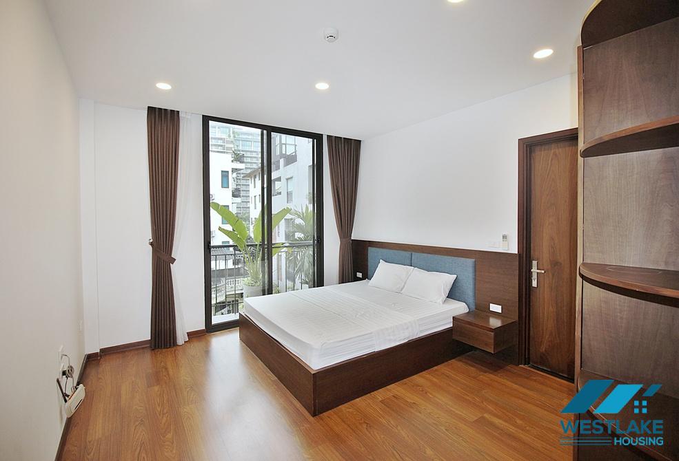 Beautiful and cosy 2-bedrooms apartment in Xuan Dieu area, Tay Ho, Ha Noi