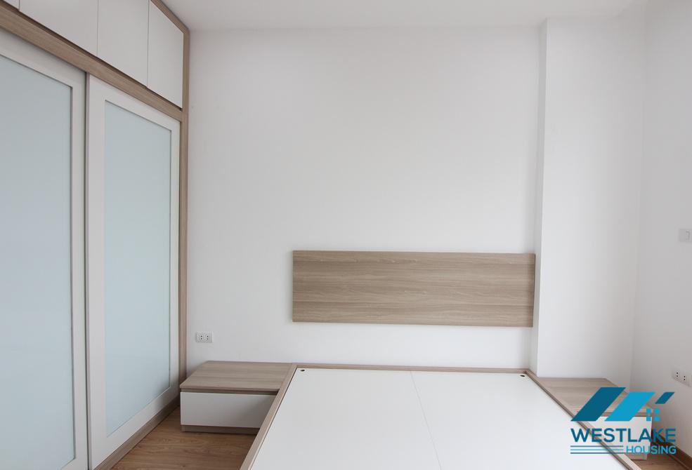 Good price, 2 bedrooms apartment for rent in Au Co street, Hanoi.