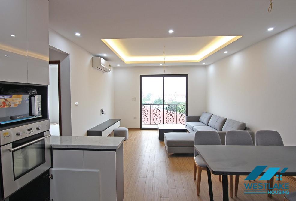  Good price, 2 bedrooms apartment for rent in Au Co street, Hanoi.