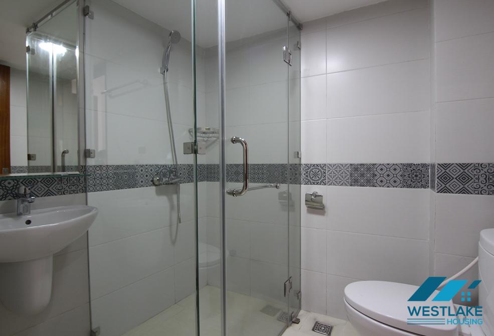 Good price, 2 bedrooms apartment for rent in Au Co street, Hanoi.