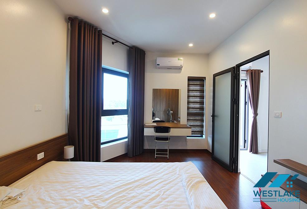 A bright and spacious 1 bedroom apartment for rent in Au Co, Ha Noi