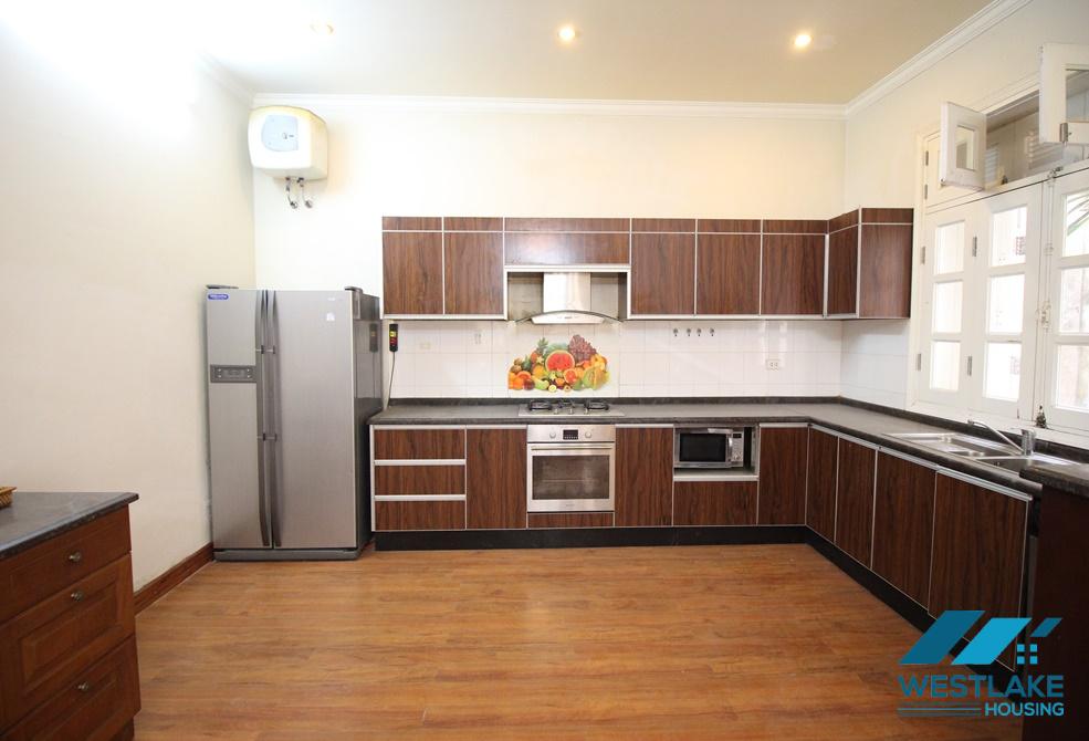 Cho thuê nhà đẹp, đầy đủ nội thất tại khu đô thị Ciputra, Tây Hồ, Hà Nội Cho thuê nhà đẹp, đầy đủ nội thất tại khu đô thị Ciputra, Tây Hồ, Hà Nội