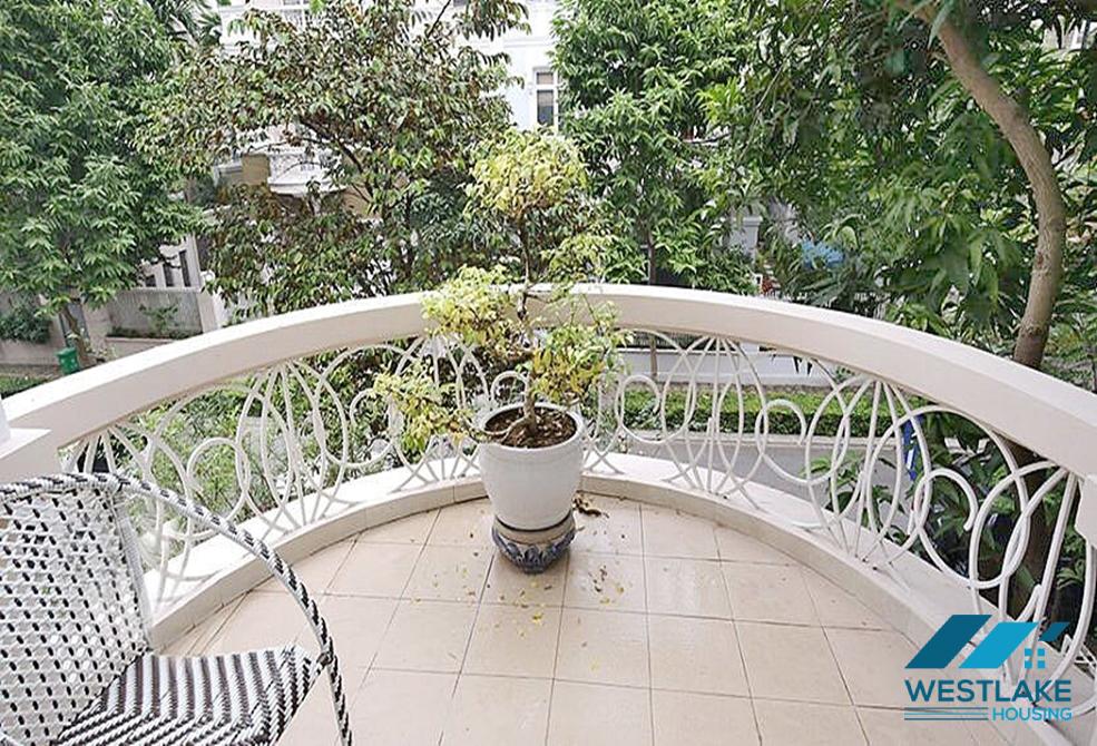 Fully furnished villa for rent with five bedrooms, very open living space