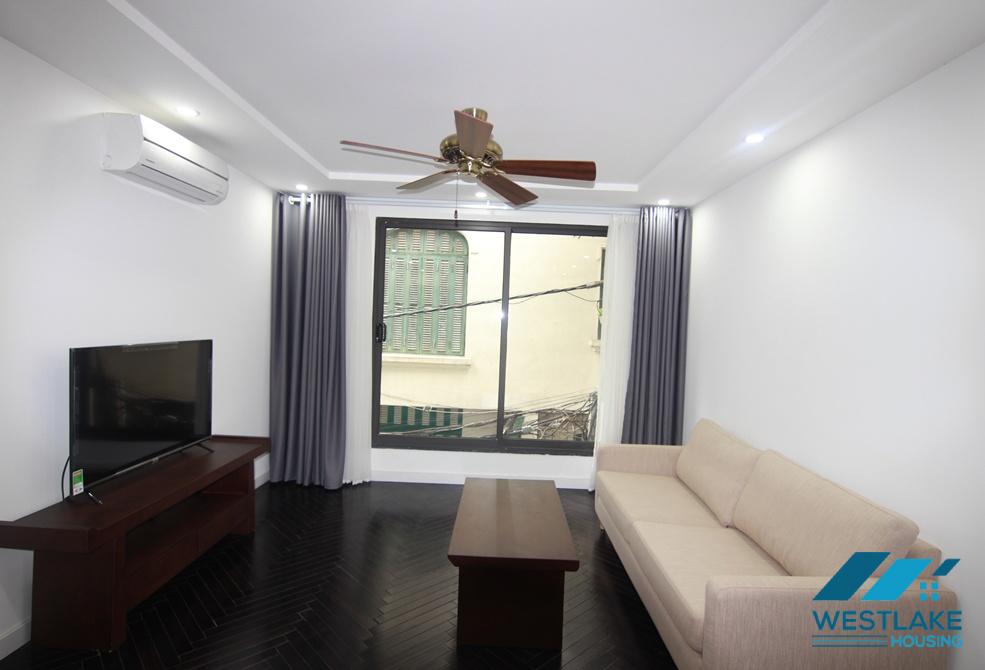Spacious 1-bedroom apartment with a nice balcony in Tu Hoa area, Tay Ho, Ha Noi Spacious 1-bedroom apartment with a nice balcony in Tu Hoa area, Tay Ho, Ha Noi