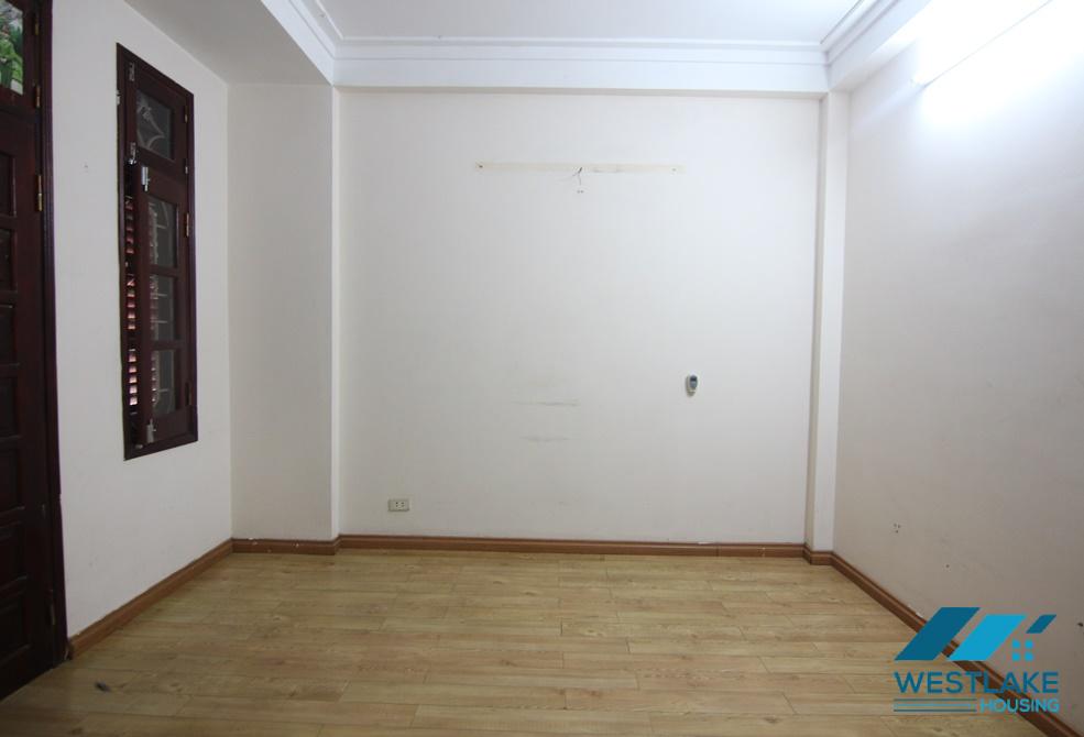 An unfurnished 5 bedroom house for rent in Tay Ho, Ha Noi