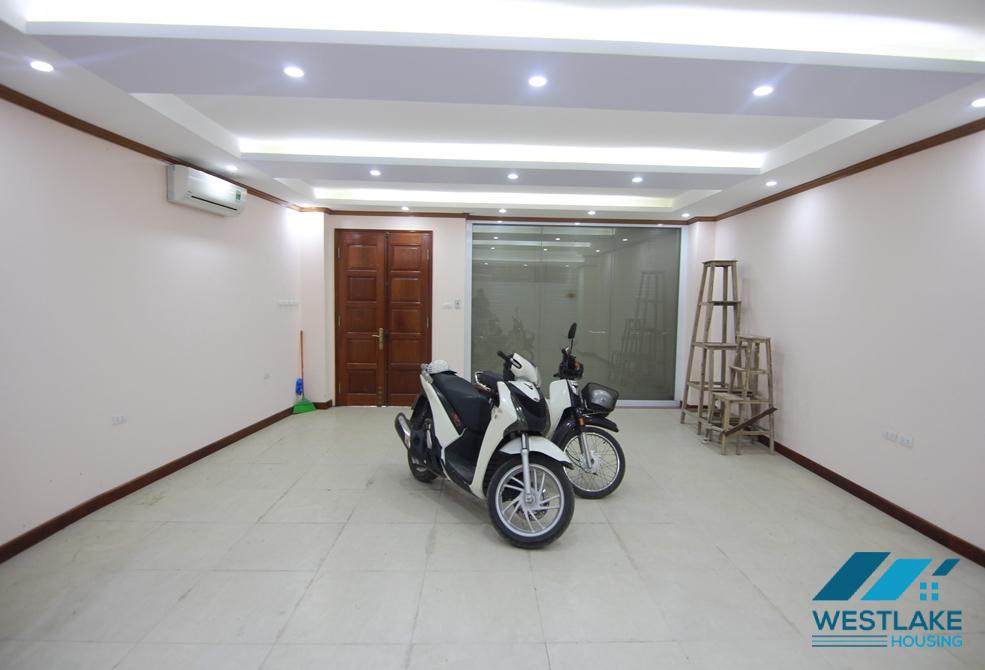 Office for rent with 50 sqm for rent in Tay Ho, Hanoi Office for rent with 50 sqm for rent in Tay Ho, Hanoi