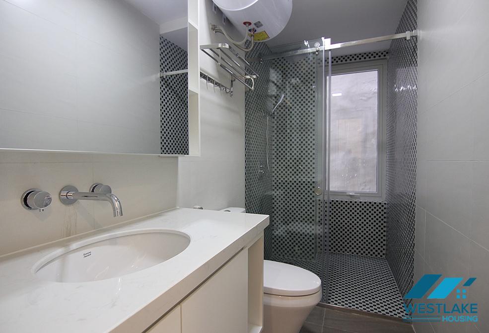 Beautiful lake view 02 bedrooms apartment for rent on Quang An street, Tay Ho, Ha Noi