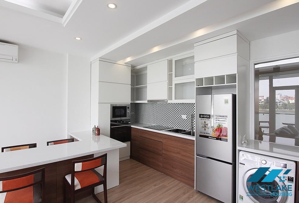 Beautiful lake view 02 bedrooms apartment for rent on Quang An street, Tay Ho, Ha Noi