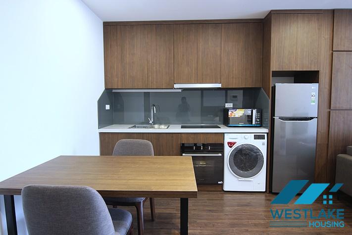 Cho Thuê Căn Hộ 1 Phòng Ngủ Hiện Đại Tại Tây Hồ, Hà Nội. Cho Thuê Căn Hộ 1 Phòng Ngủ Hiện Đại Tại Tây Hồ, Hà Nội.