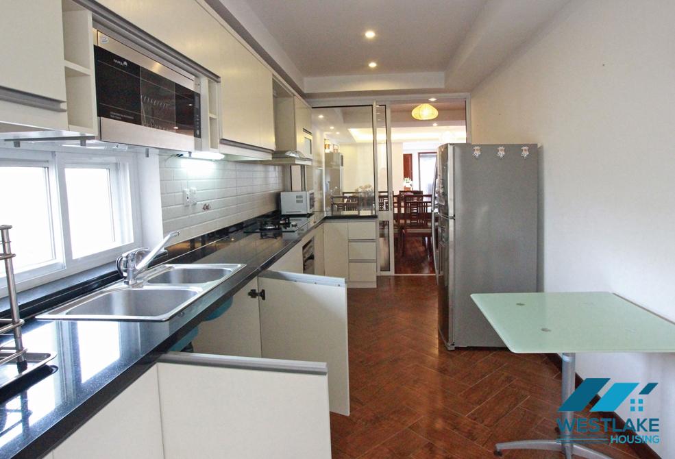 Large sized beautiful apartment for rent on Trich Sai, Tay Ho, Ha Noi