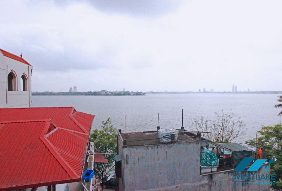 Large sized beautiful apartment for rent on Trich Sai, Tay Ho, Ha Noi