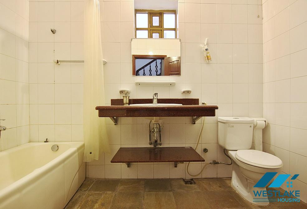 A renovated 5 bedroom house for rent in Tay Ho, Ha Noi