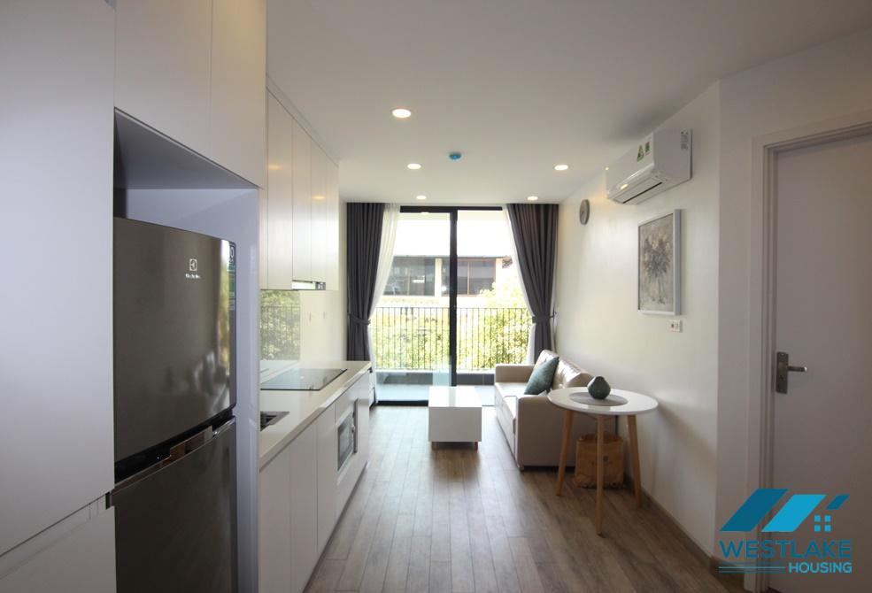 Cho Thuê Căn Hộ 1 Phòng Ngủ Sáng Thoáng, Hiện Đại, Mới Đẹp Trên Đường Tô Ngọc Vân Tây Hồ, Hà Nội.